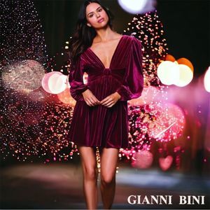 ! PRICE DROP ! Gianni Bini MARIAH Velvet Plunging Neckline Mini Color JAM